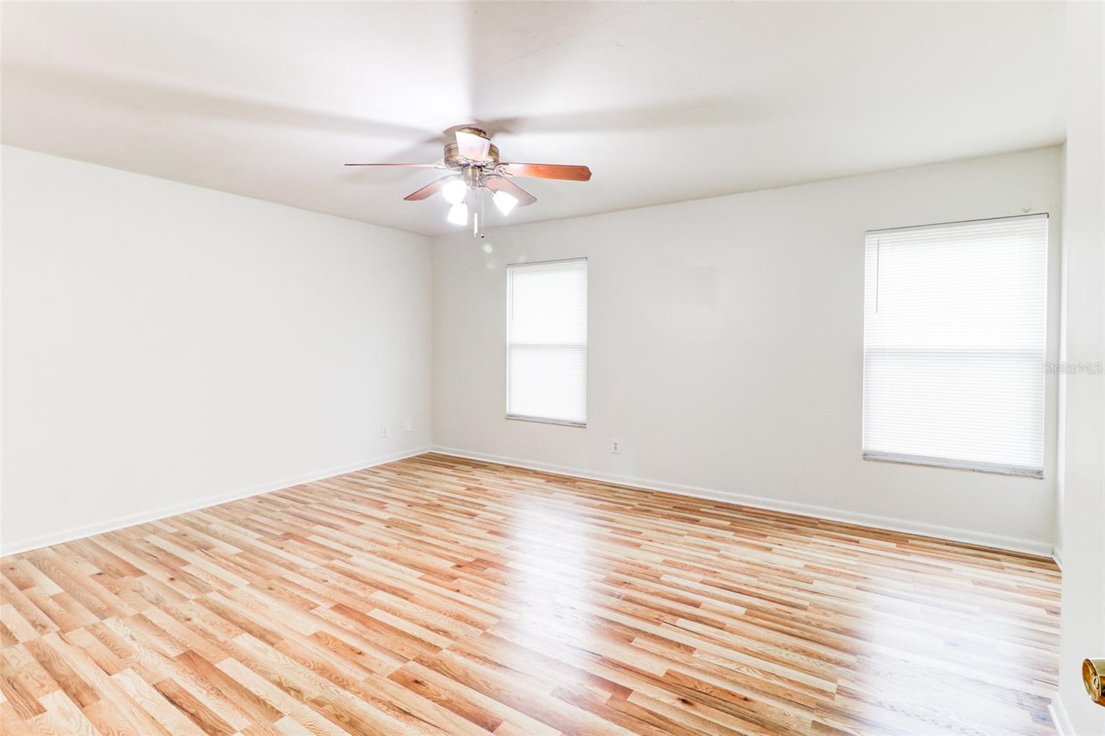 Image 16 of 38 For 16107 Country Crossing Drive