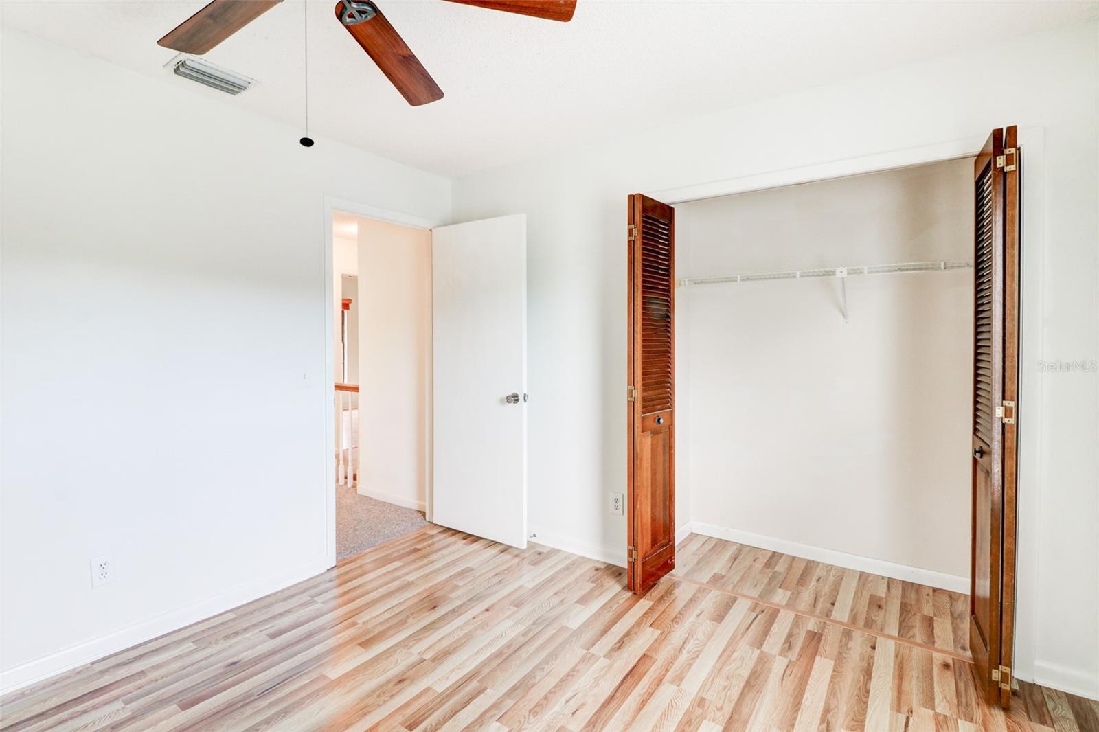 Image 32 of 38 For 16107 Country Crossing Drive