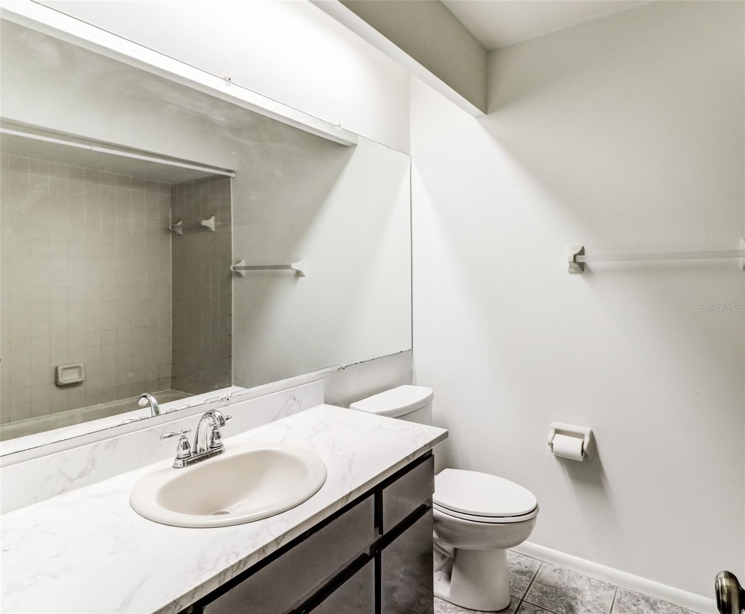 Image 33 of 38 For 16107 Country Crossing Drive