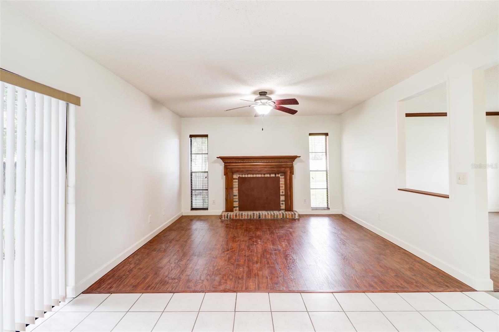 Image 7 of 38 For 16107 Country Crossing Drive