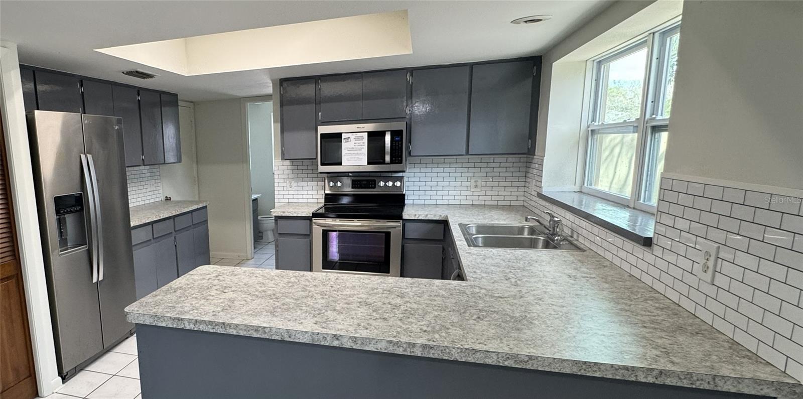 Image 9 of 38 For 16107 Country Crossing Drive