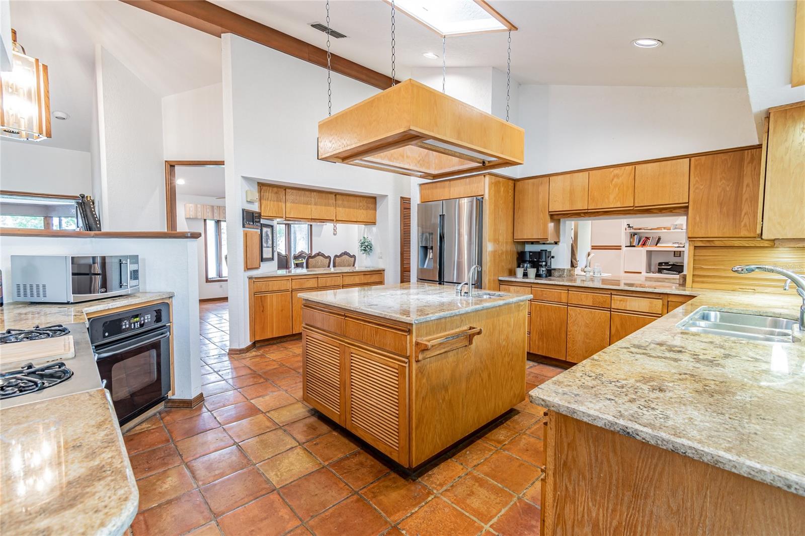 Image 17 of 50 For 6225, 6229 Deen Still Road