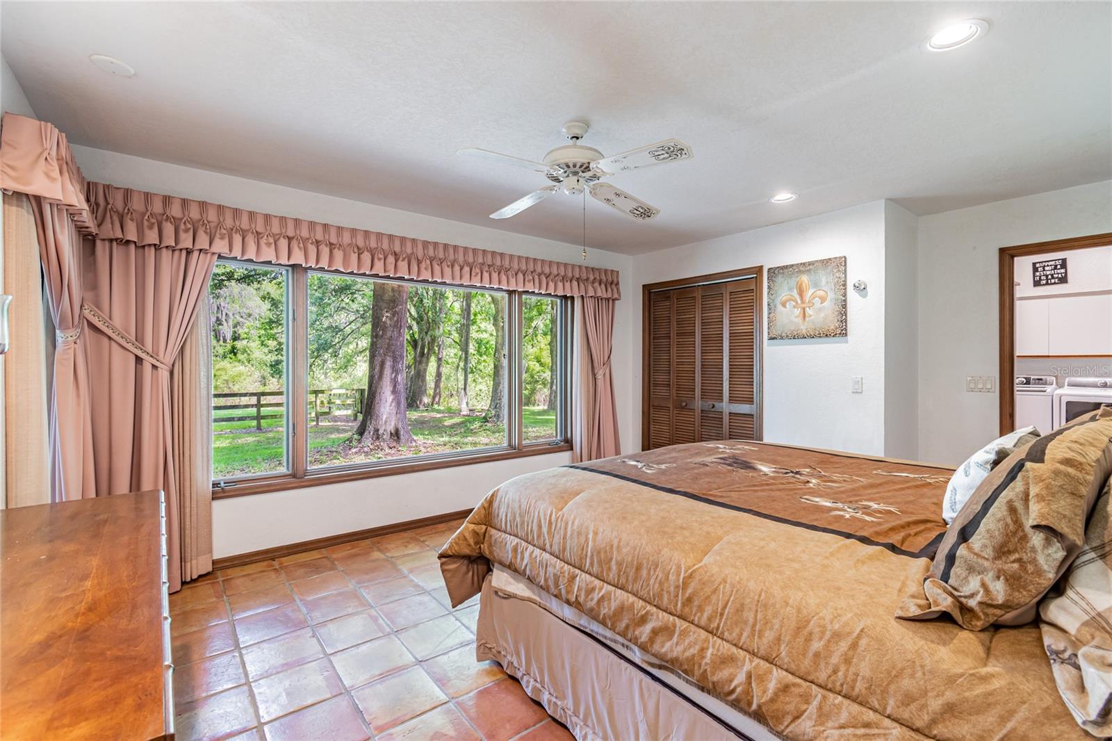 Image 27 of 50 For 6225, 6229 Deen Still Road