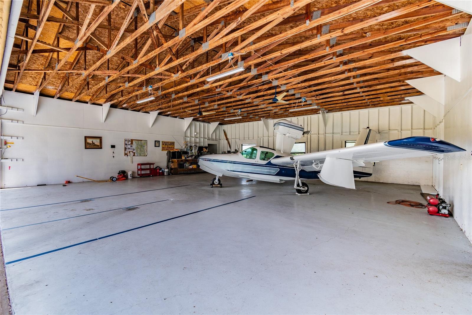 Image 42 of 50 For 6225, 6229 Deen Still Road