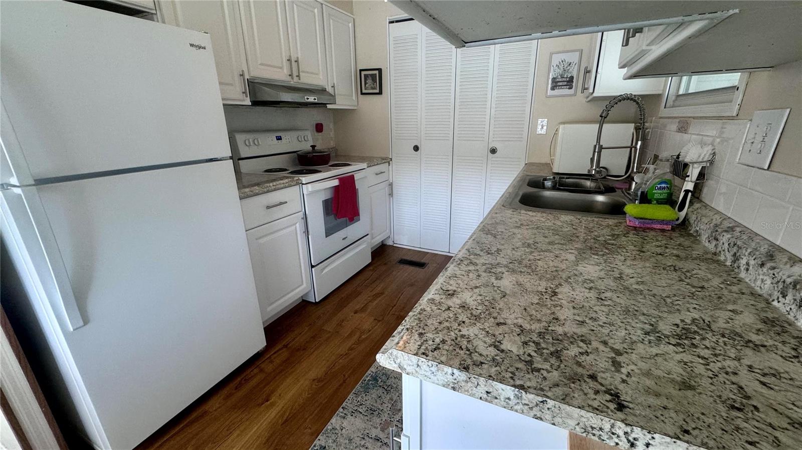 Image 6 of 17 For 2505 Bay Drive 54