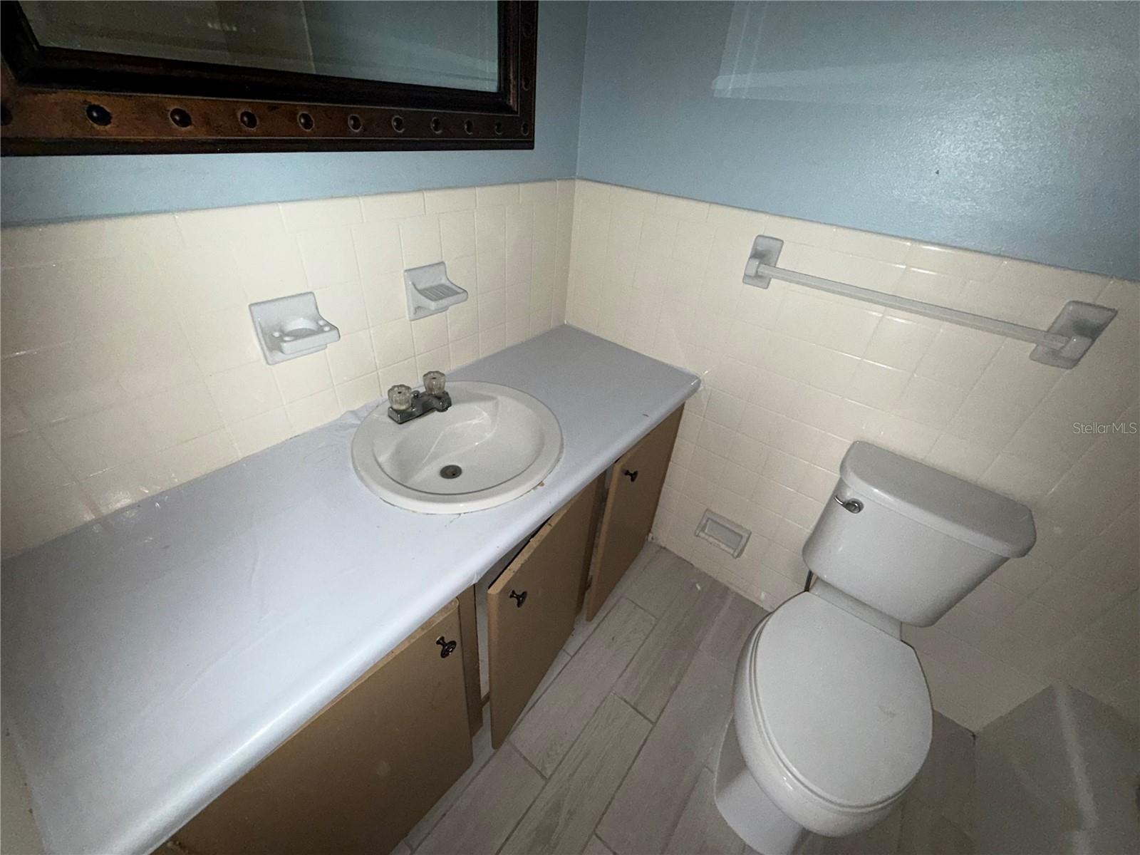 Image 16 of 26 For 801 9th Street Ne