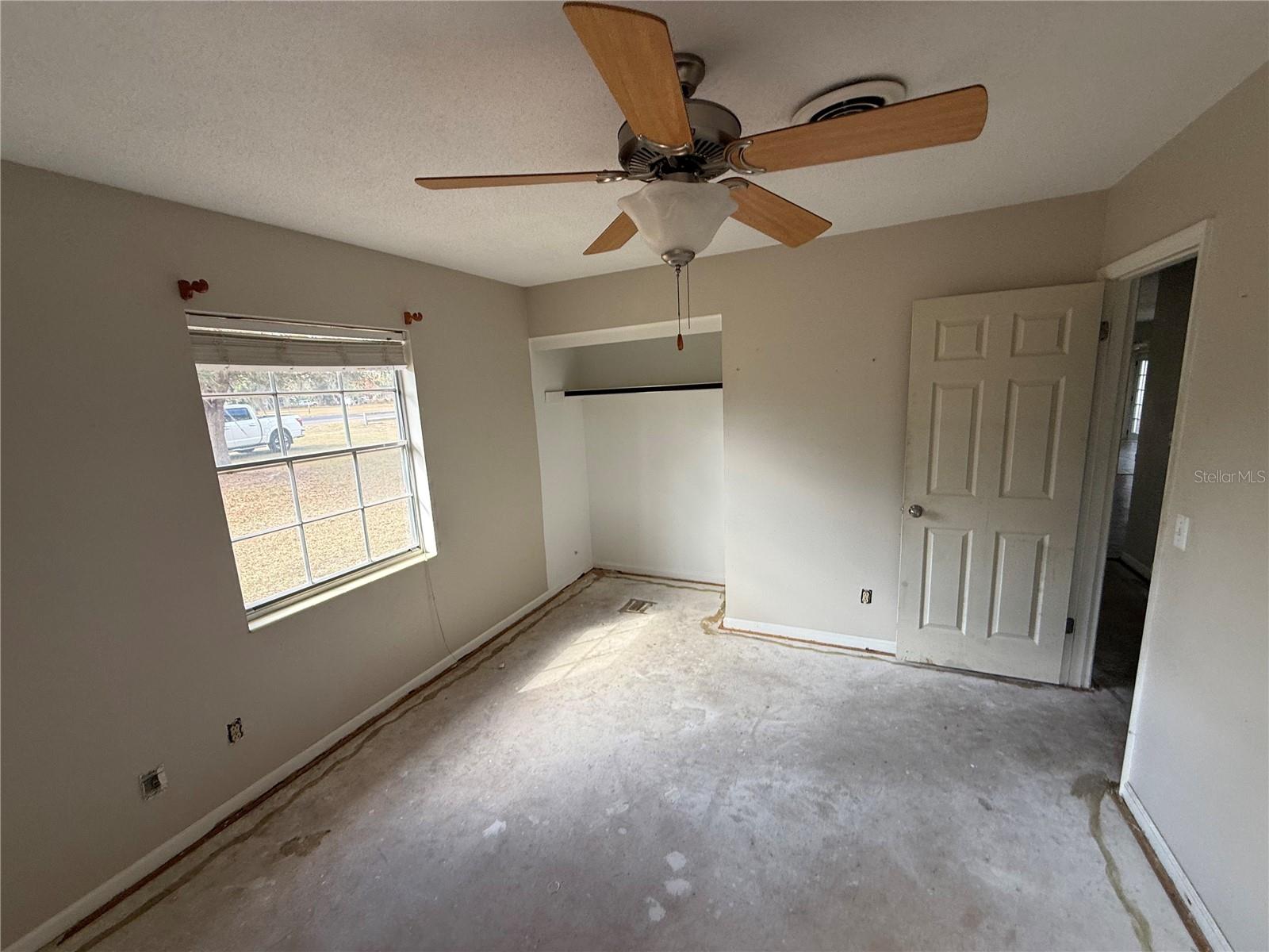 Image 18 of 26 For 801 9th Street Ne