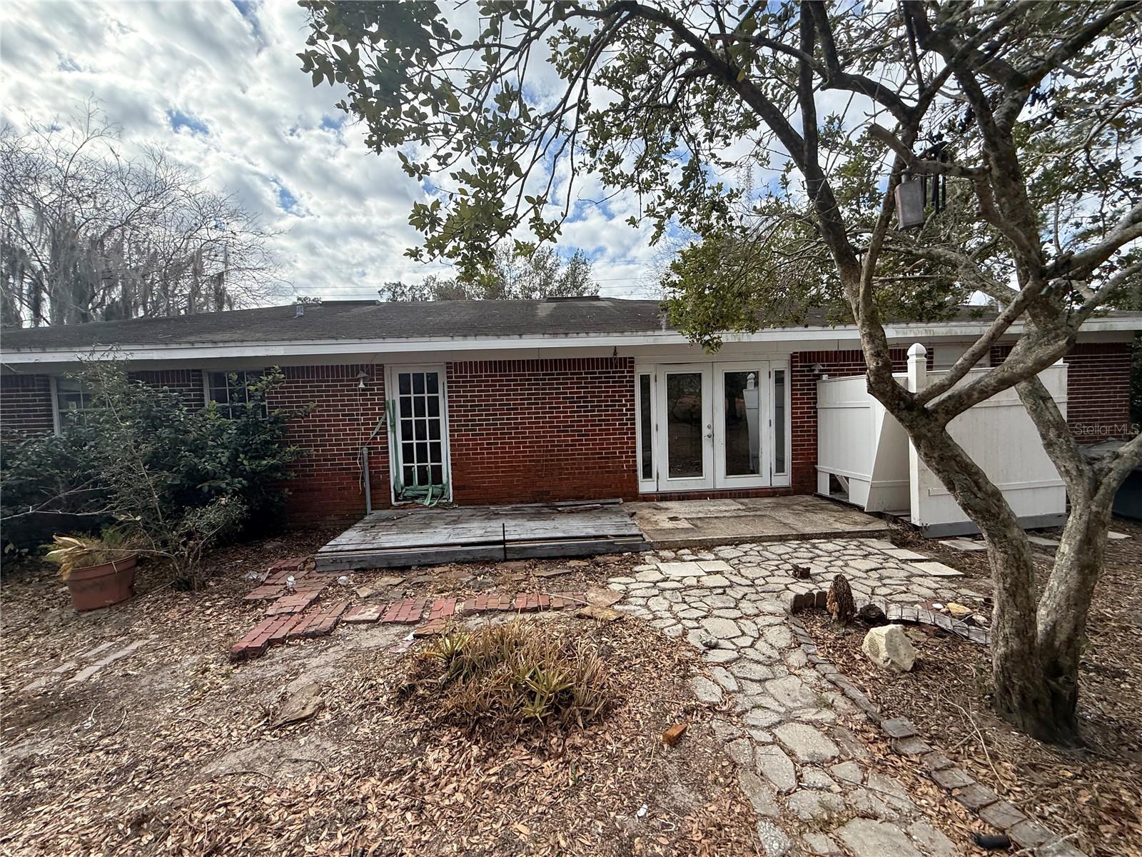 Image 23 of 26 For 801 9th Street Ne