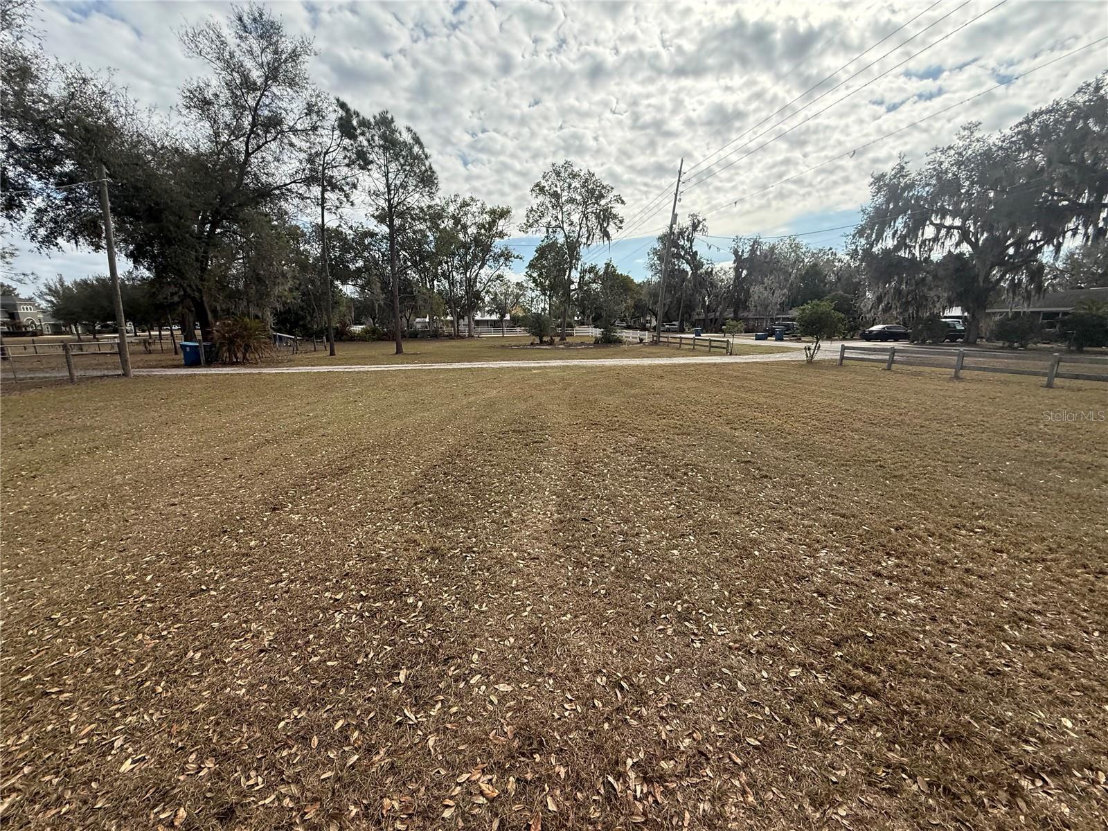 Image 3 of 26 For 801 9th Street Ne