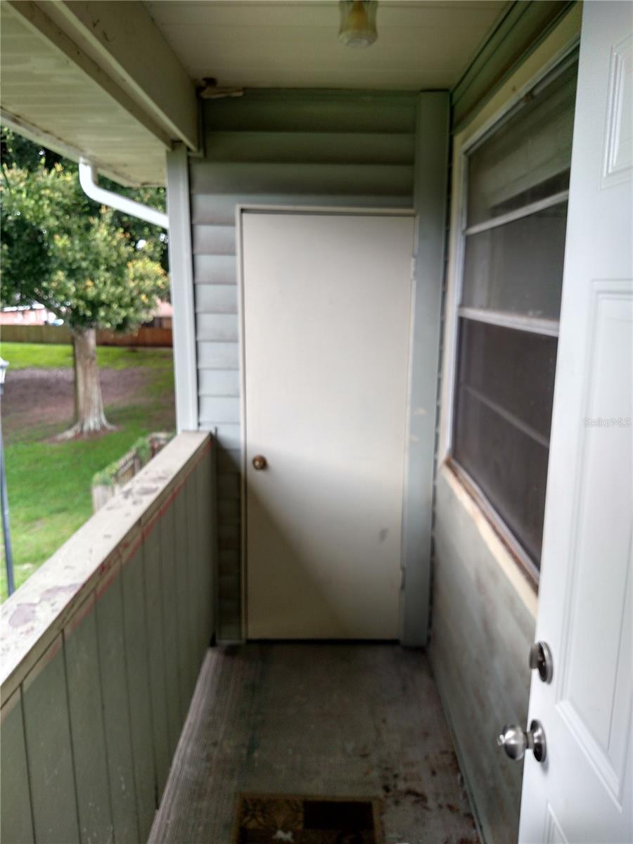 Image 15 of 21 For 222 Red Maple Place