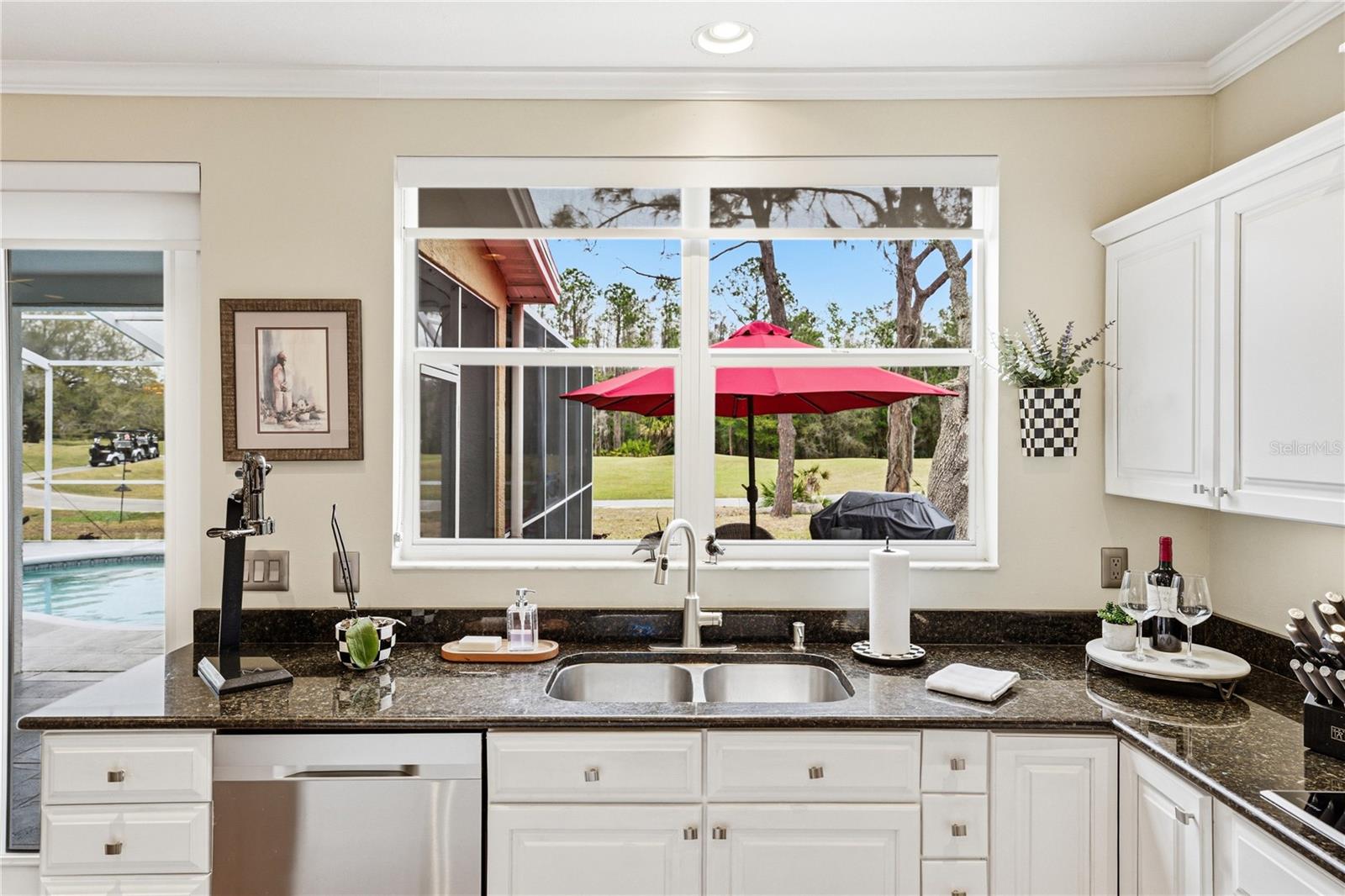 Image 25 of 100 For 8785 Ashworth Drive