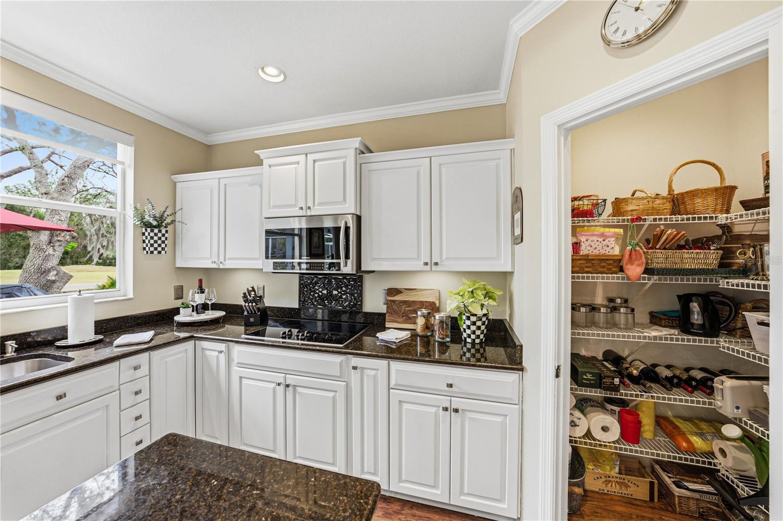 Image 26 of 100 For 8785 Ashworth Drive