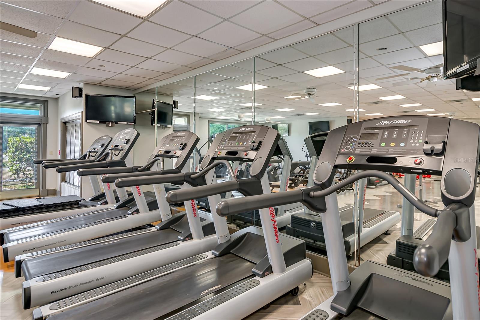 Image 88 of 100 For 8785 Ashworth Drive