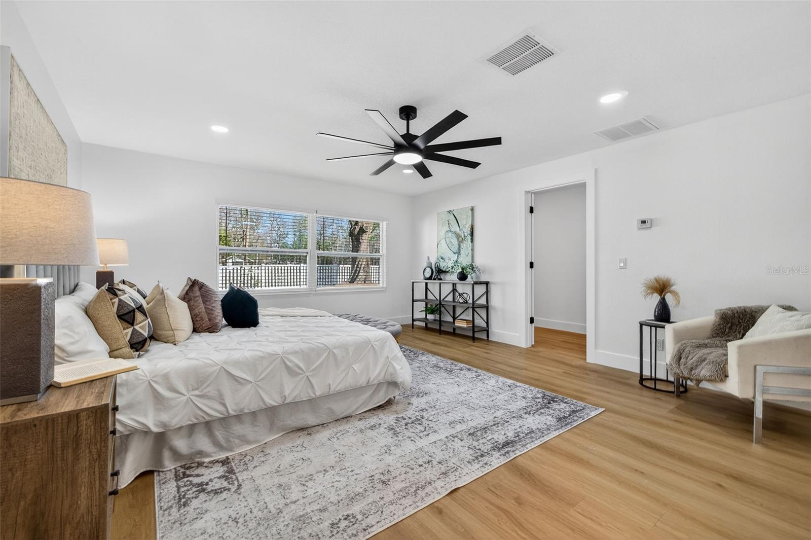 Image 25 of 52 For 1120 Country Lane