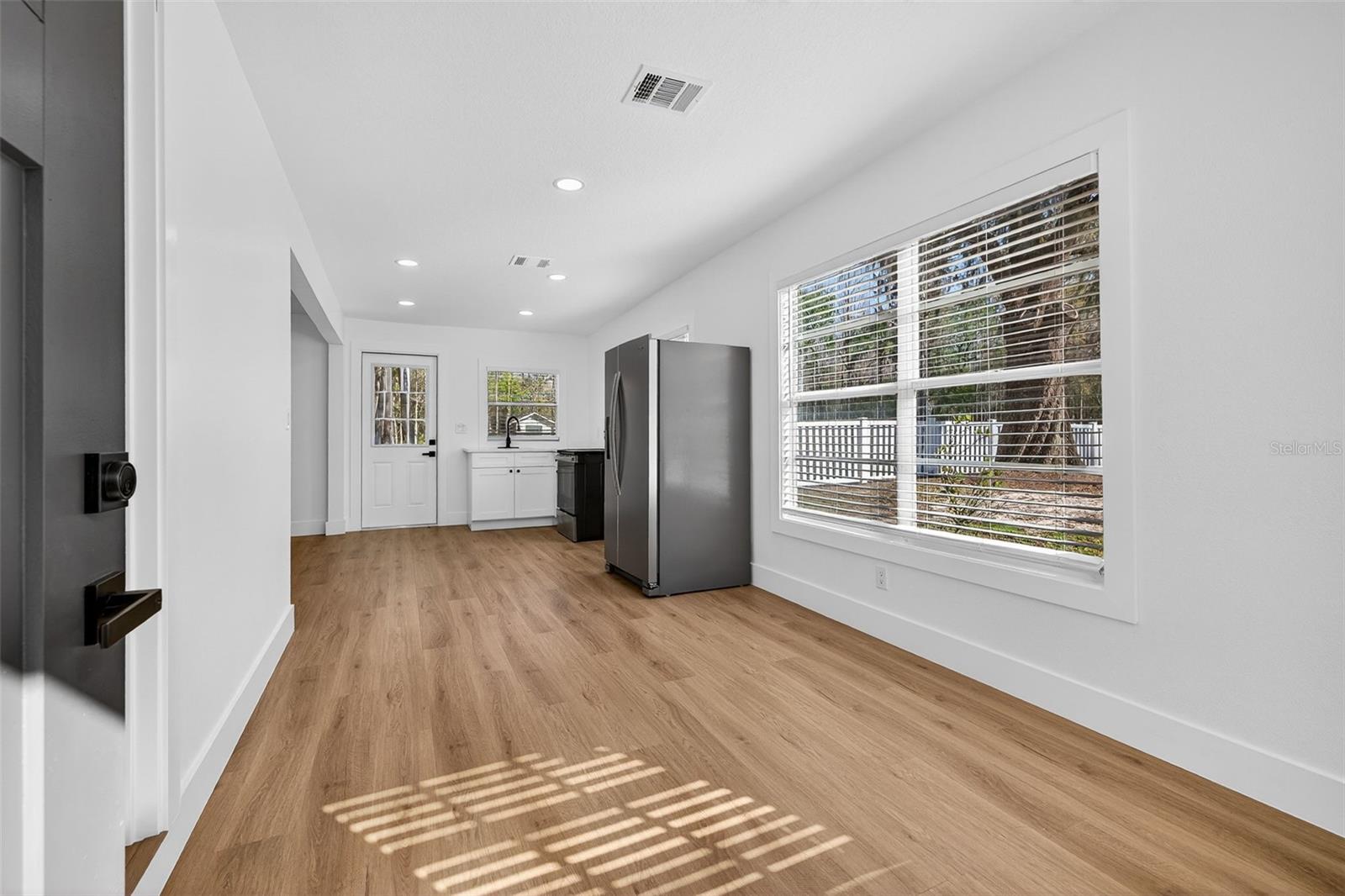 Image 44 of 52 For 1120 Country Lane