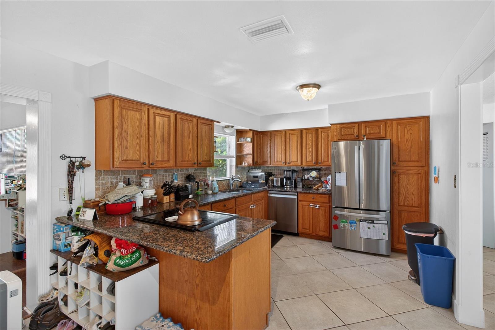 Image 8 of 27 For 10427 124th Terrace