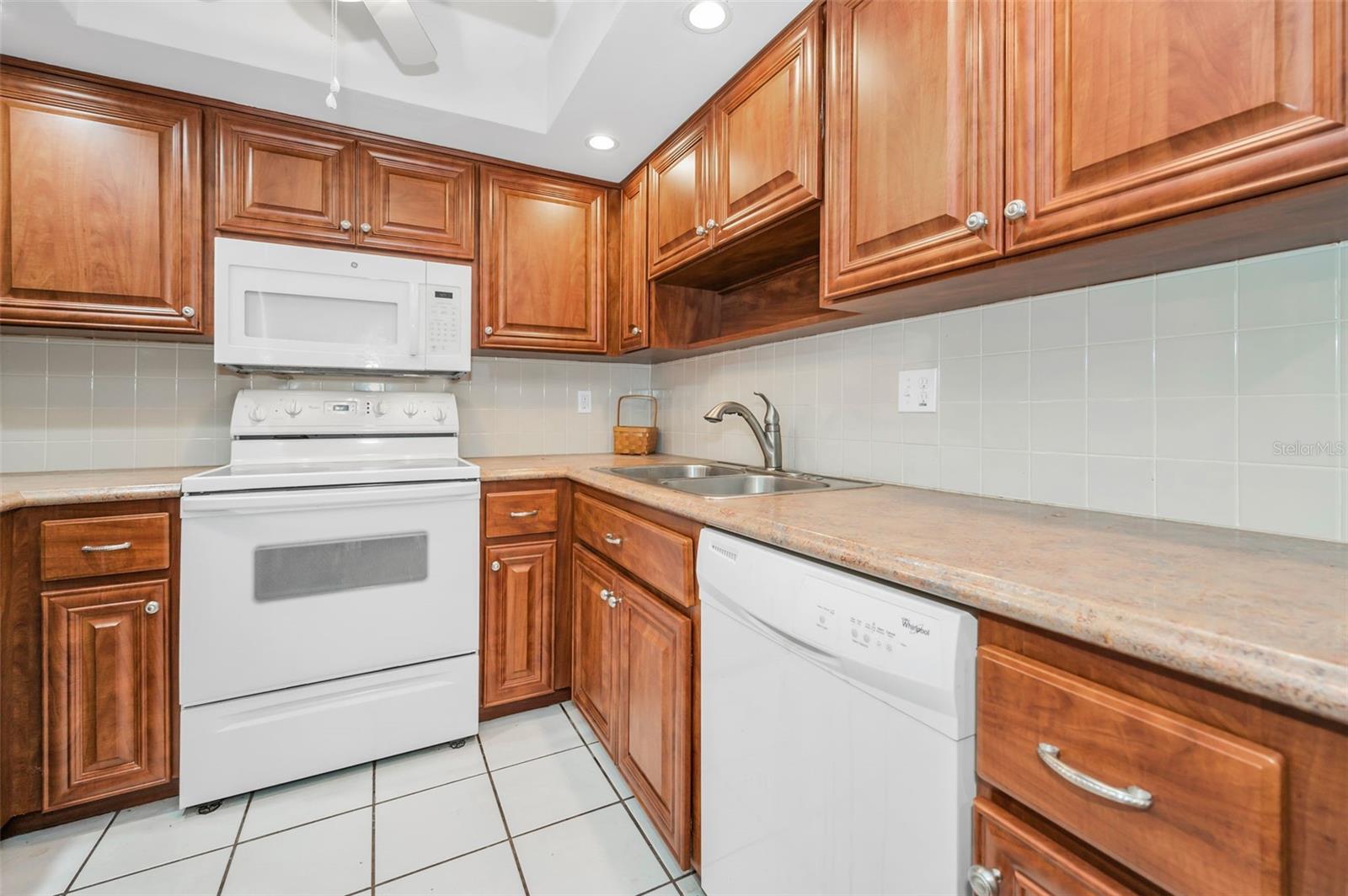 Image 17 of 65 For 2240 Spruce Lane D