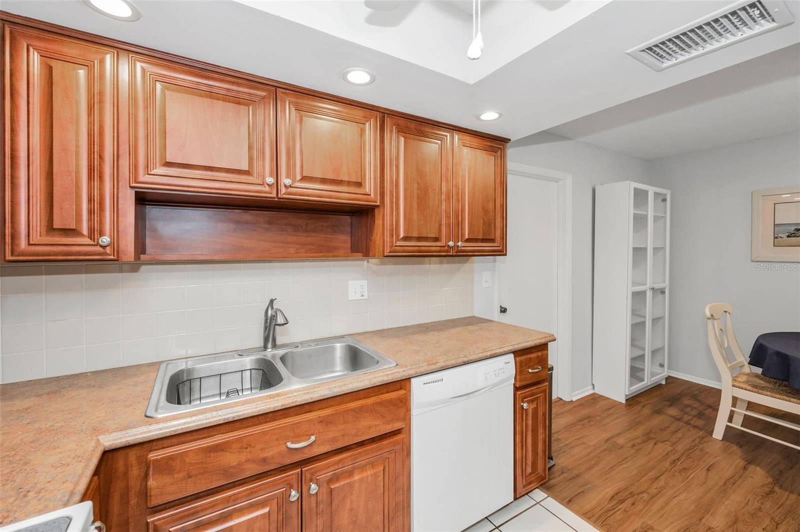 Image 19 of 65 For 2240 Spruce Lane D