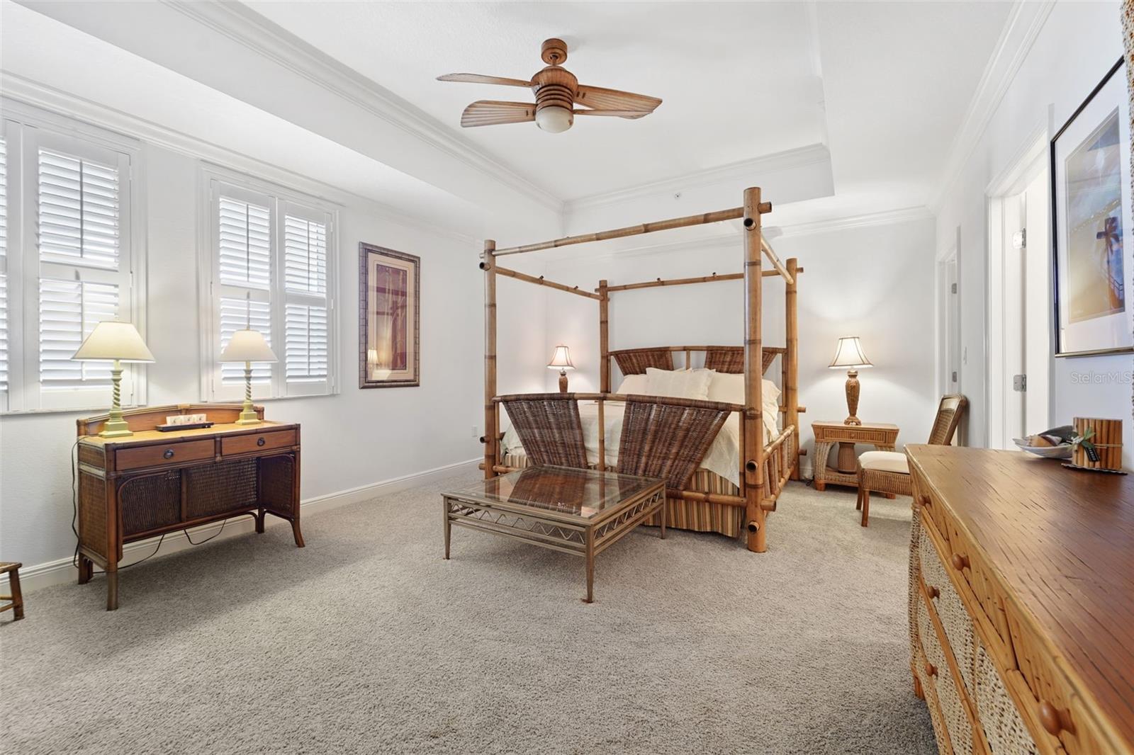 Listing photo id 25 for 17735 Gulf Boulevard 702