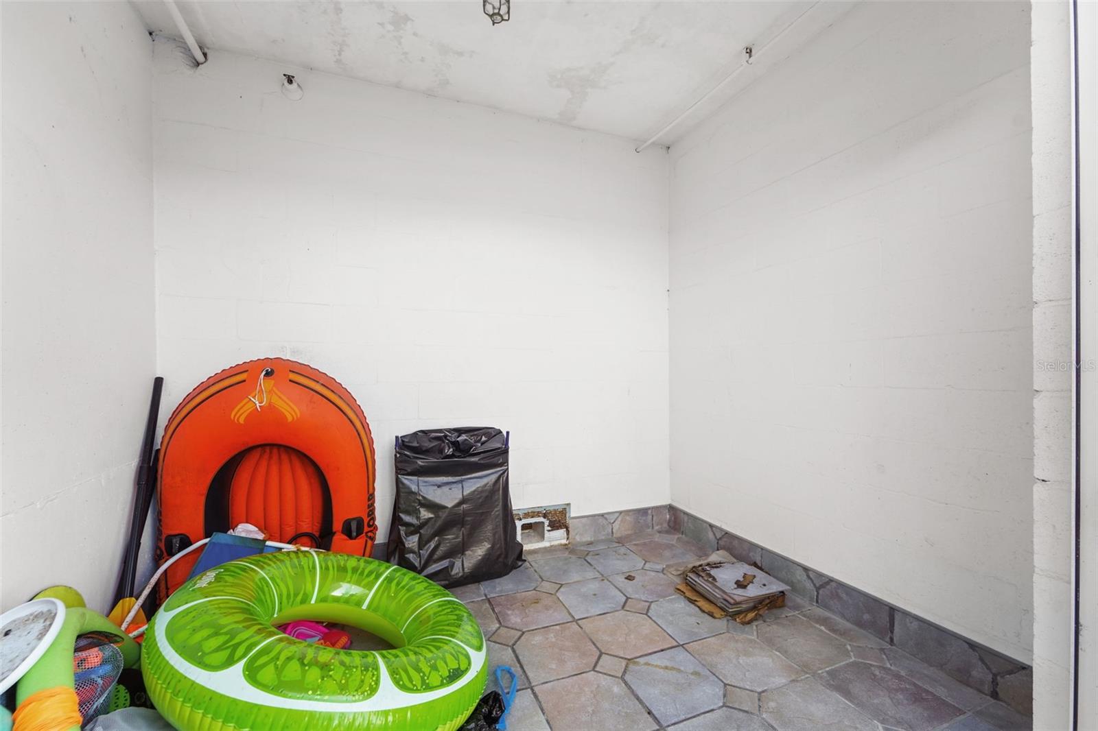 Listing photo id 49 for 17735 Gulf Boulevard 702