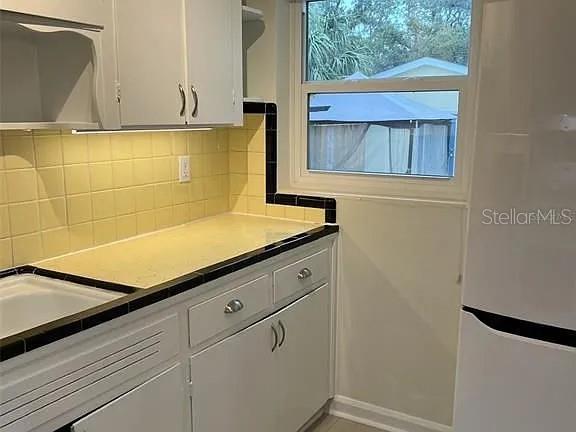 Image 6 of 21 For 1461 28th Avenue N