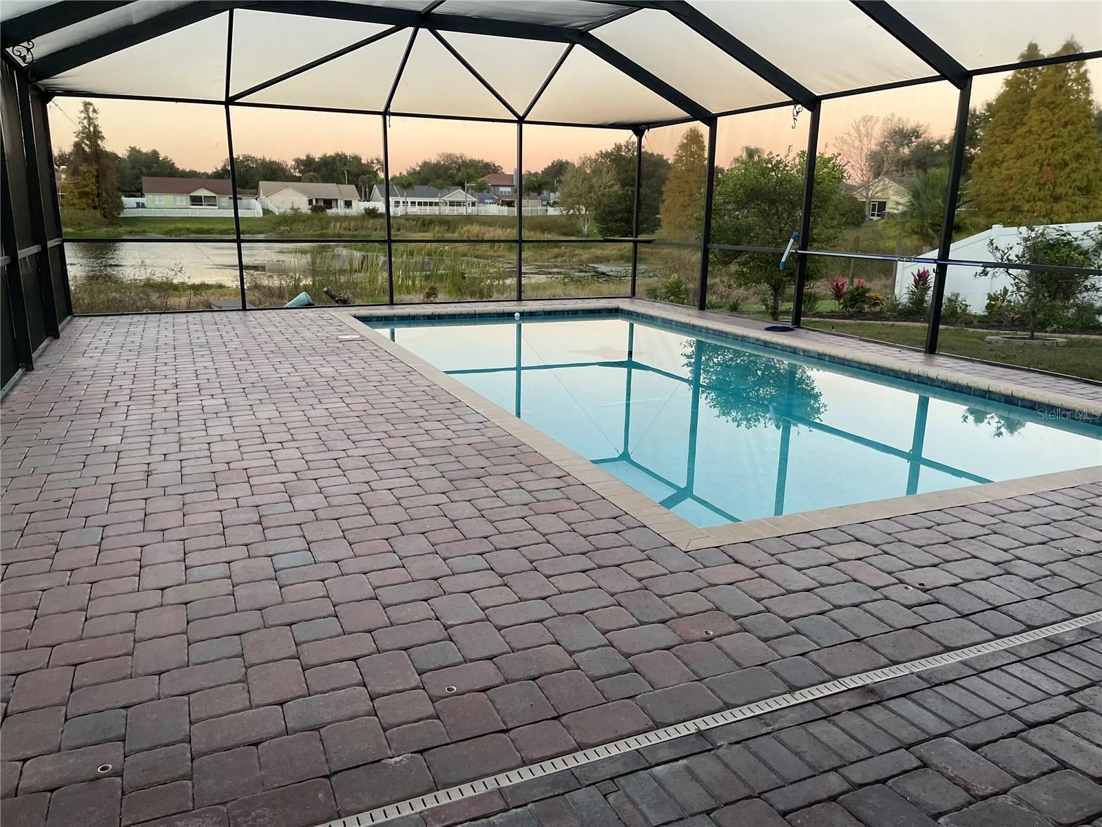 Image 4 of 17 For 10456 Crestfield Drive