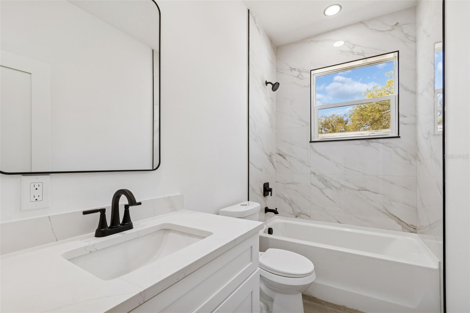 Listing photo id 23 for 5220 73rd Avenue N