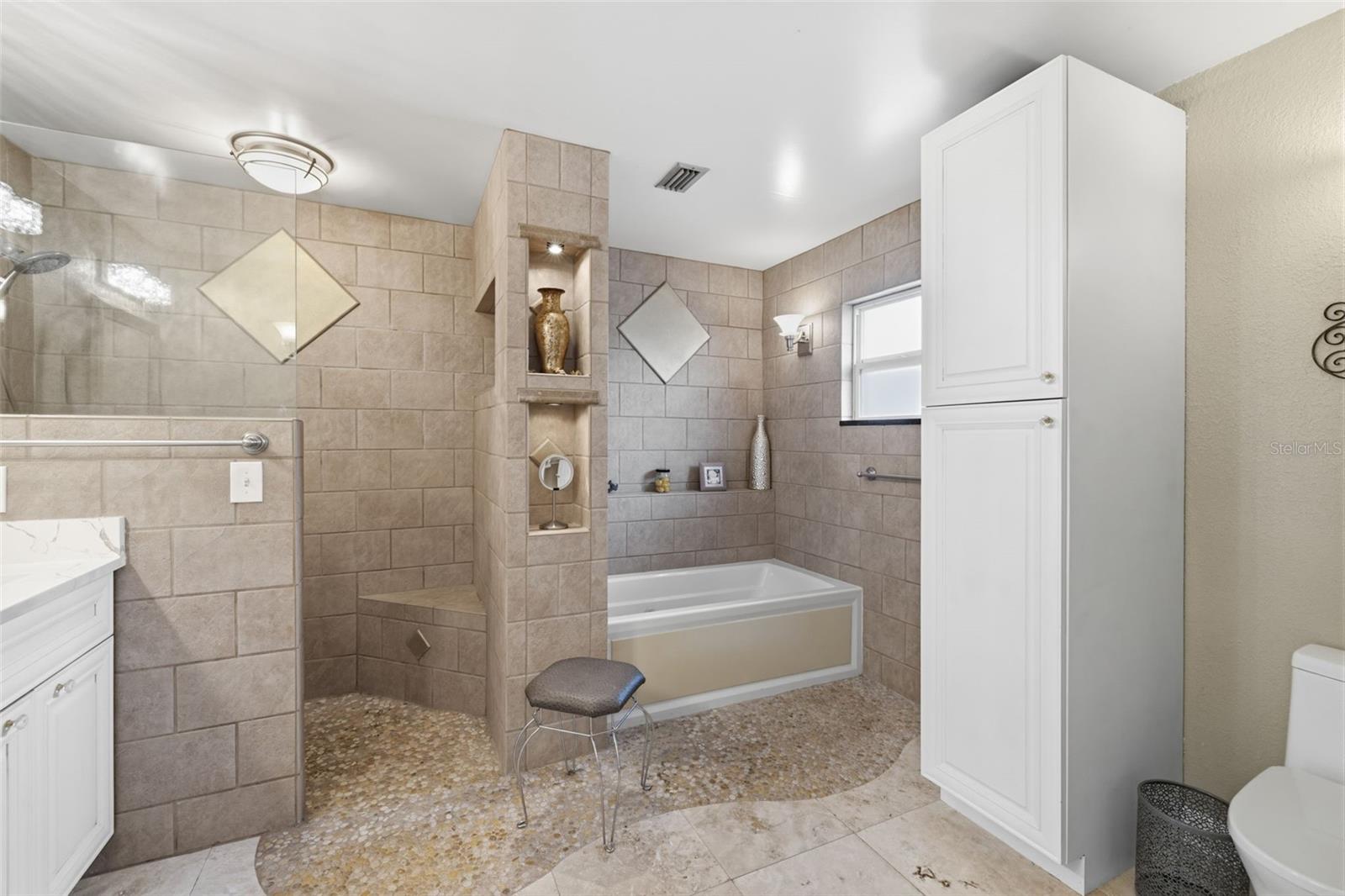 Image 28 of 45 For 3998 22nd Avenue N