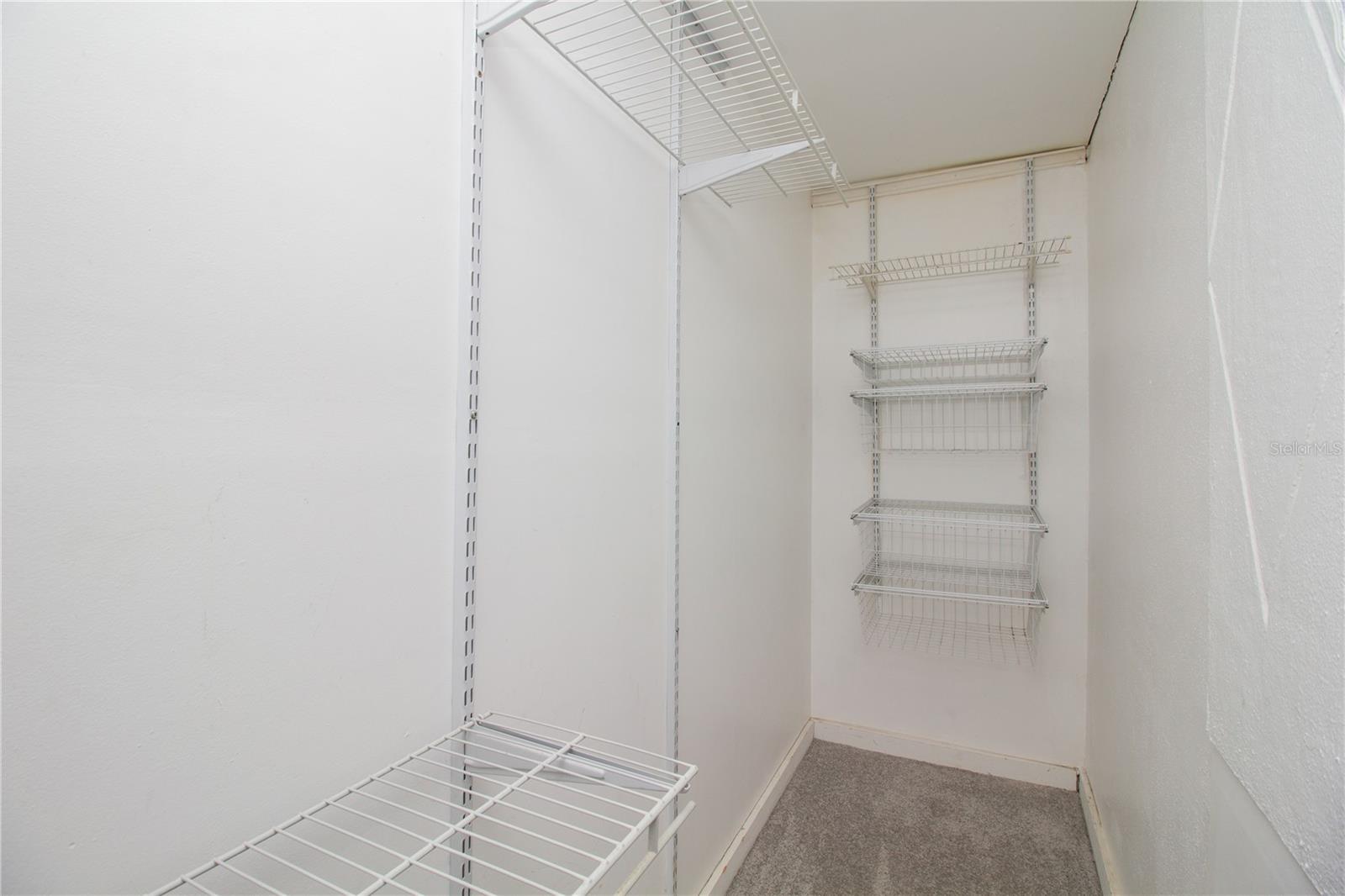 Image 15 of 33 For 10202 Boulevard