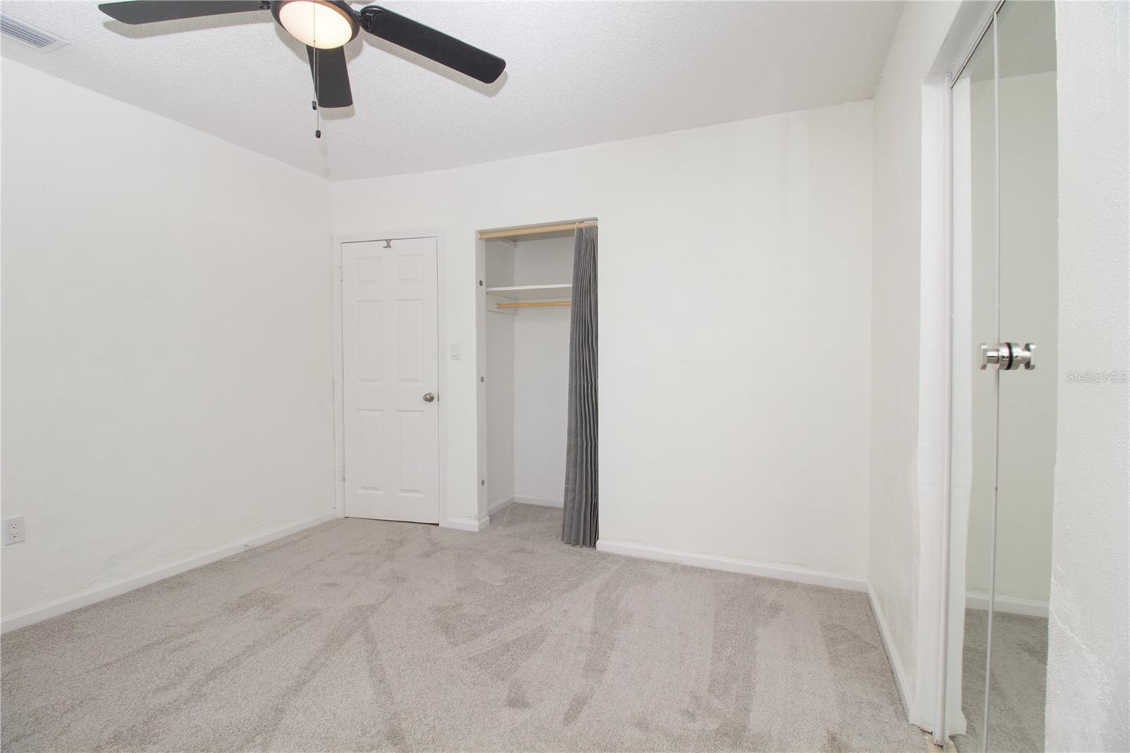 Image 25 of 33 For 10202 Boulevard