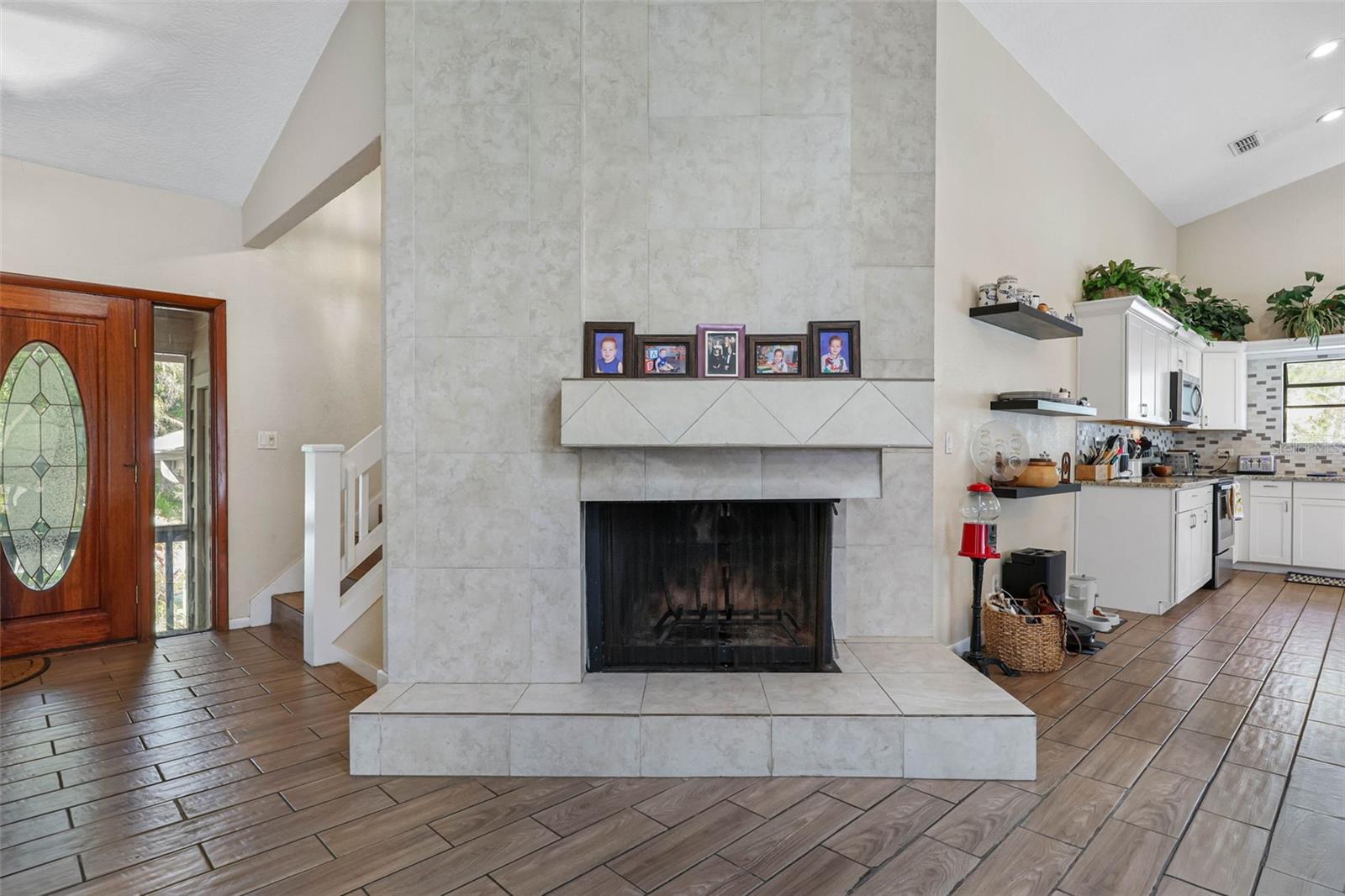 Image 13 of 50 For 413 Manor Boulevard