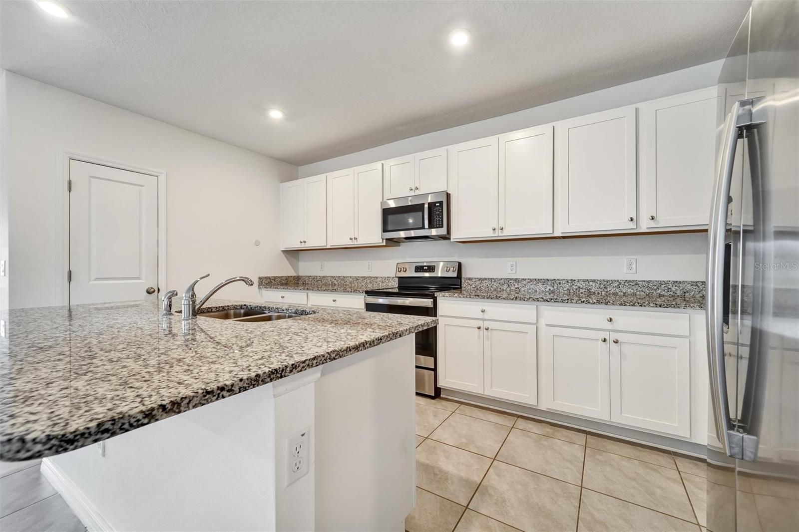 Image 4 of 20 For 6785 Branham Mill Court