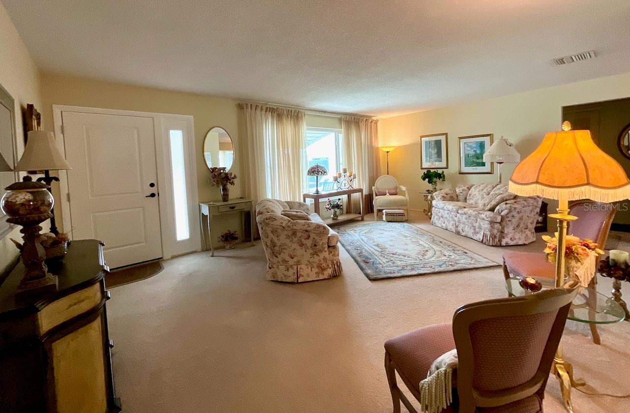 Image 13 of 38 For 3807 99th Terrace N