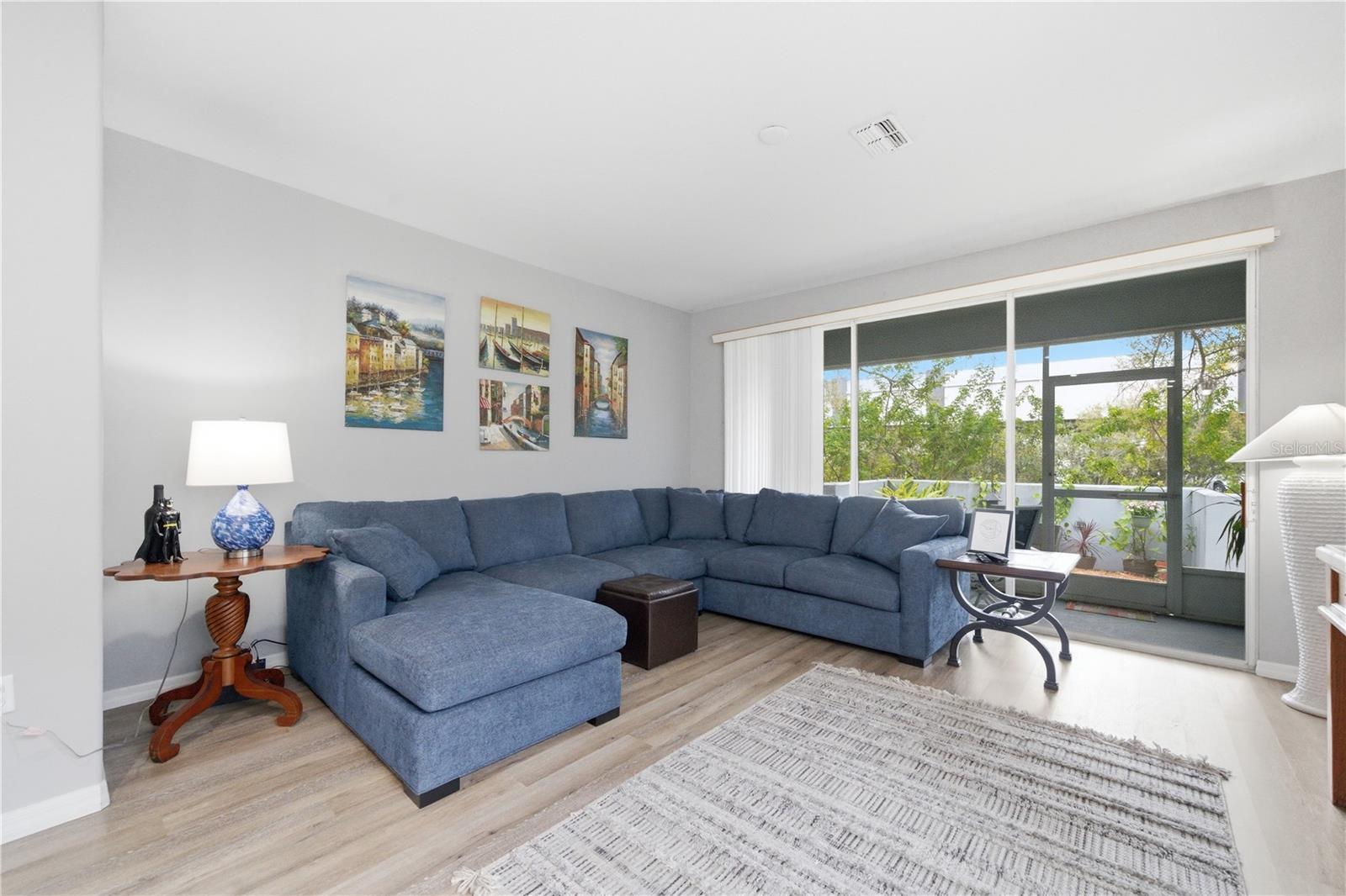 Image 11 of 49 For 6218 Parkside Meadow Drive