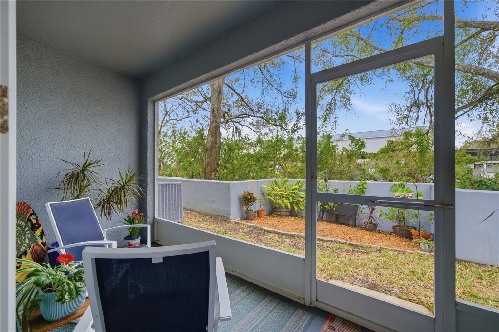 Image 13 of 49 For 6218 Parkside Meadow Drive