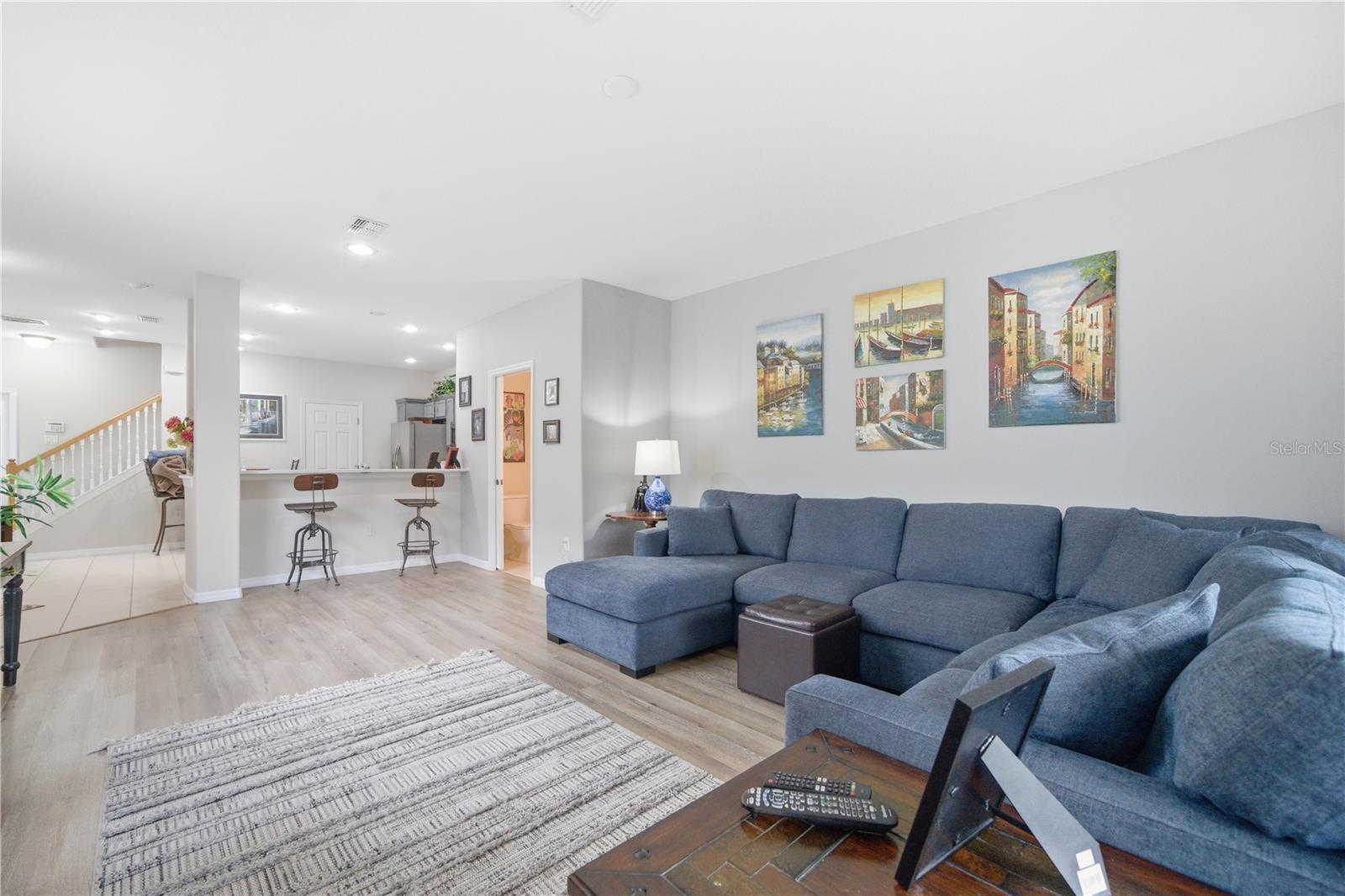 Image 8 of 49 For 6218 Parkside Meadow Drive