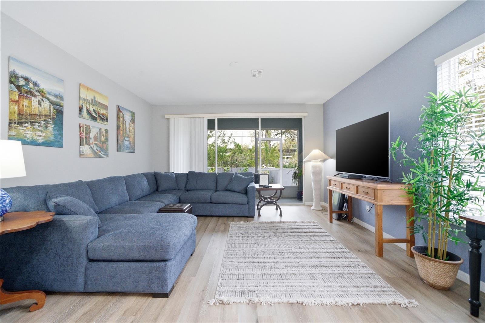 Image 9 of 49 For 6218 Parkside Meadow Drive