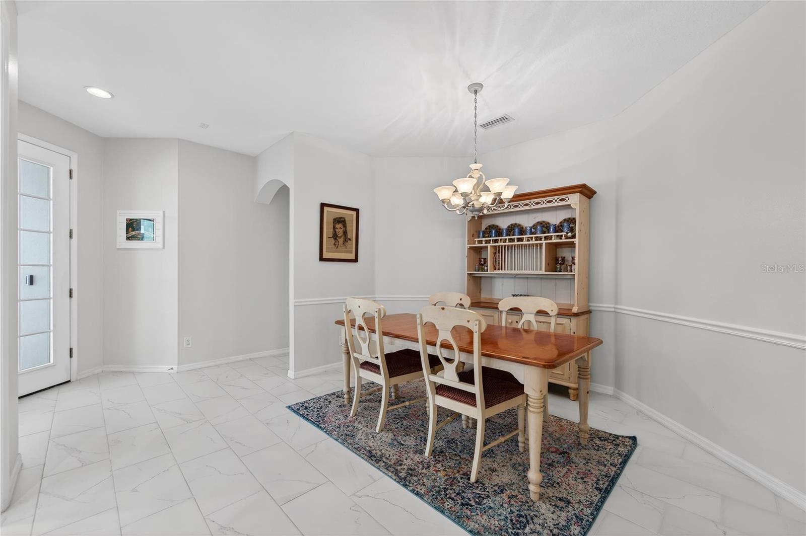 Image 11 of 95 For 5515 Golden Isles Drive