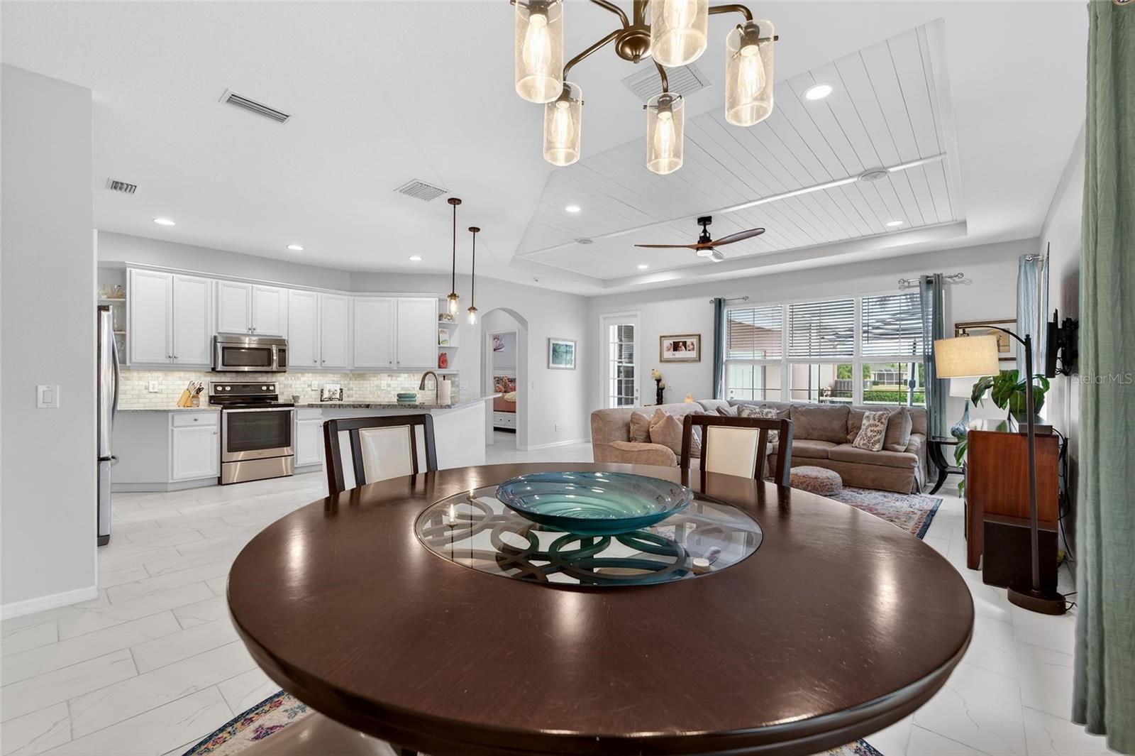 Image 16 of 95 For 5515 Golden Isles Drive