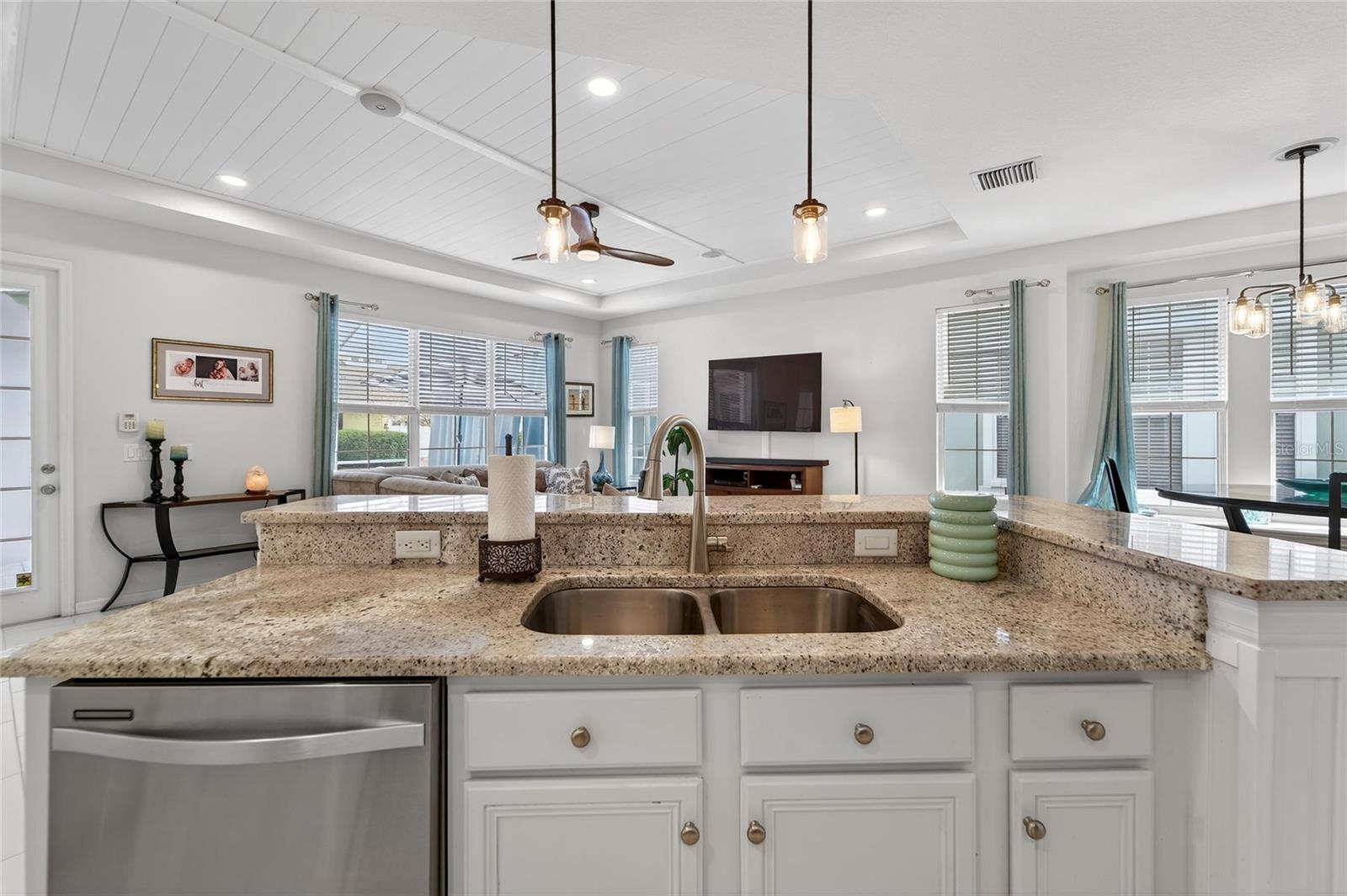 Image 24 of 95 For 5515 Golden Isles Drive