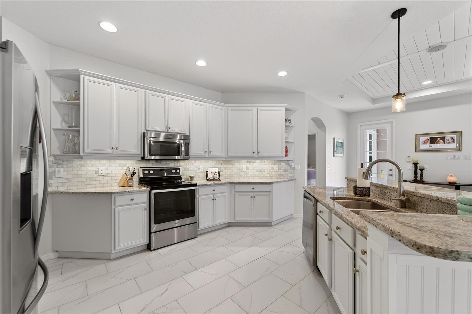 Image 25 of 95 For 5515 Golden Isles Drive