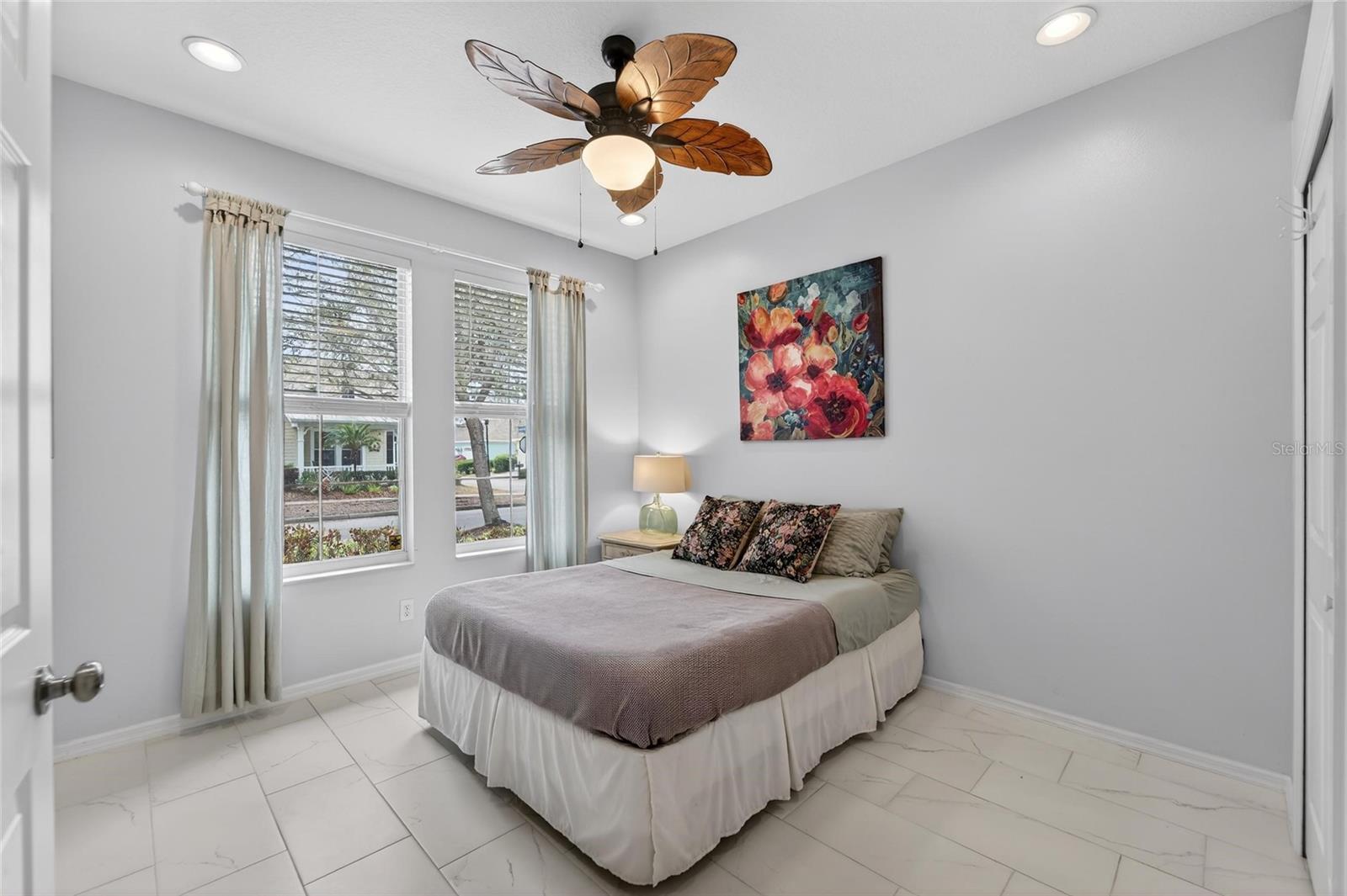 Image 40 of 95 For 5515 Golden Isles Drive