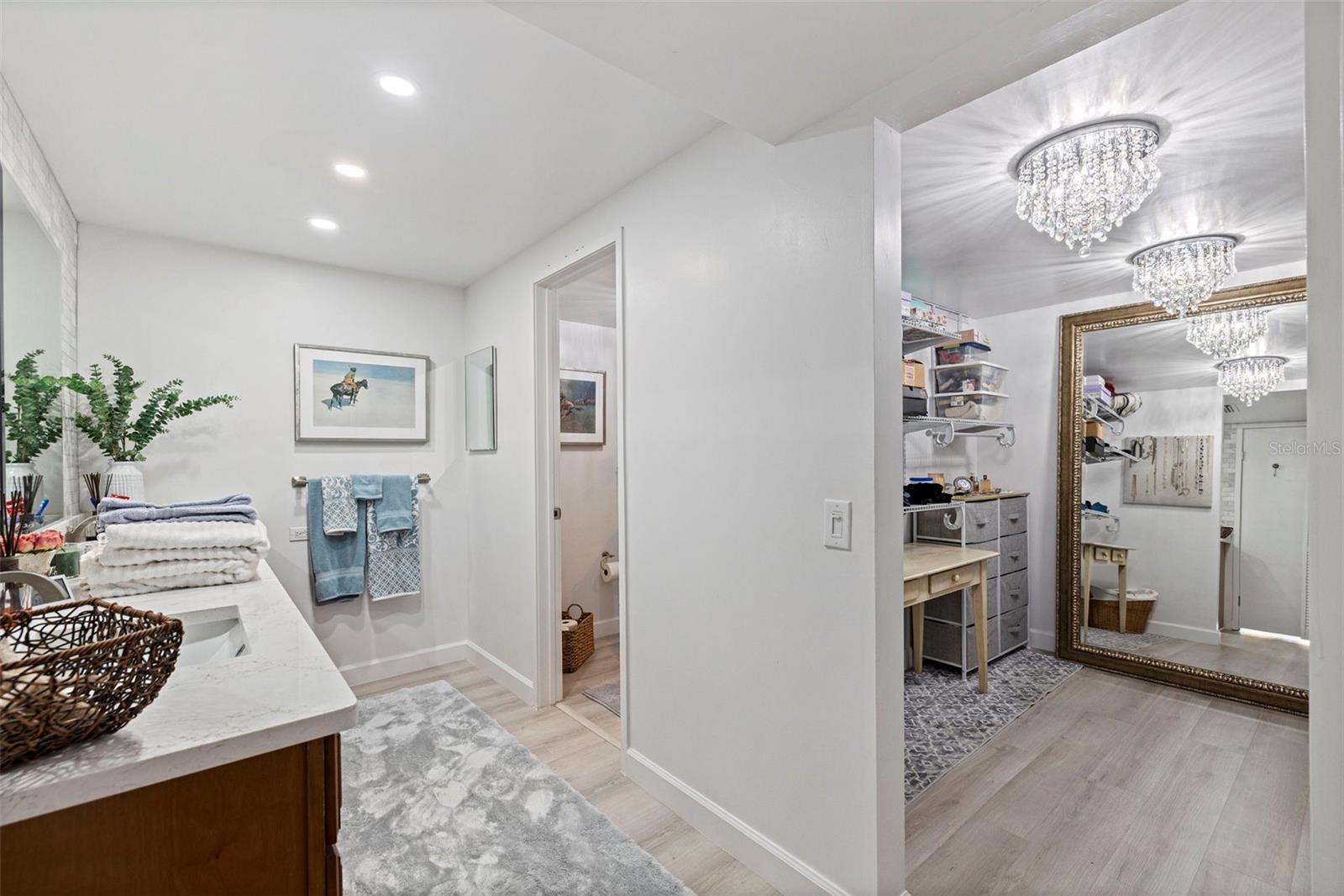 Image 13 of 34 For 5700 Mariner Street 305