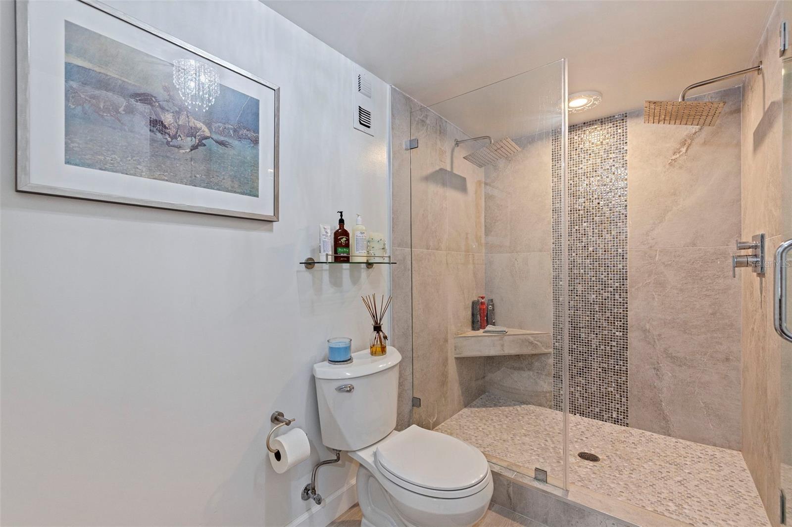 Image 15 of 34 For 5700 Mariner Street 305