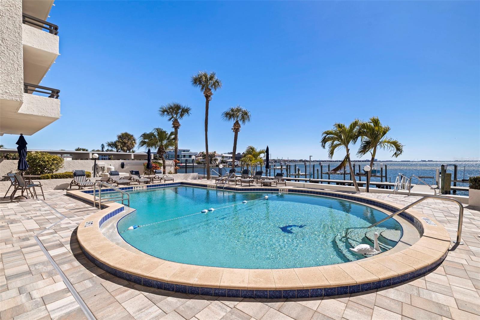 Image 27 of 34 For 5700 Mariner Street 305