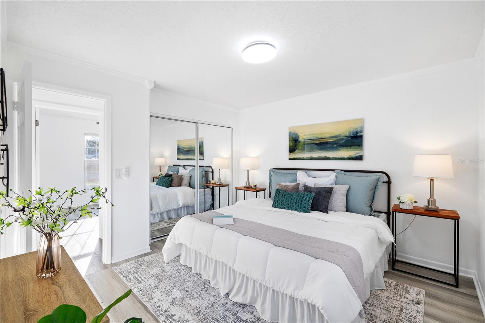 Image 18 of 37 For 1301 Foxwood Drive