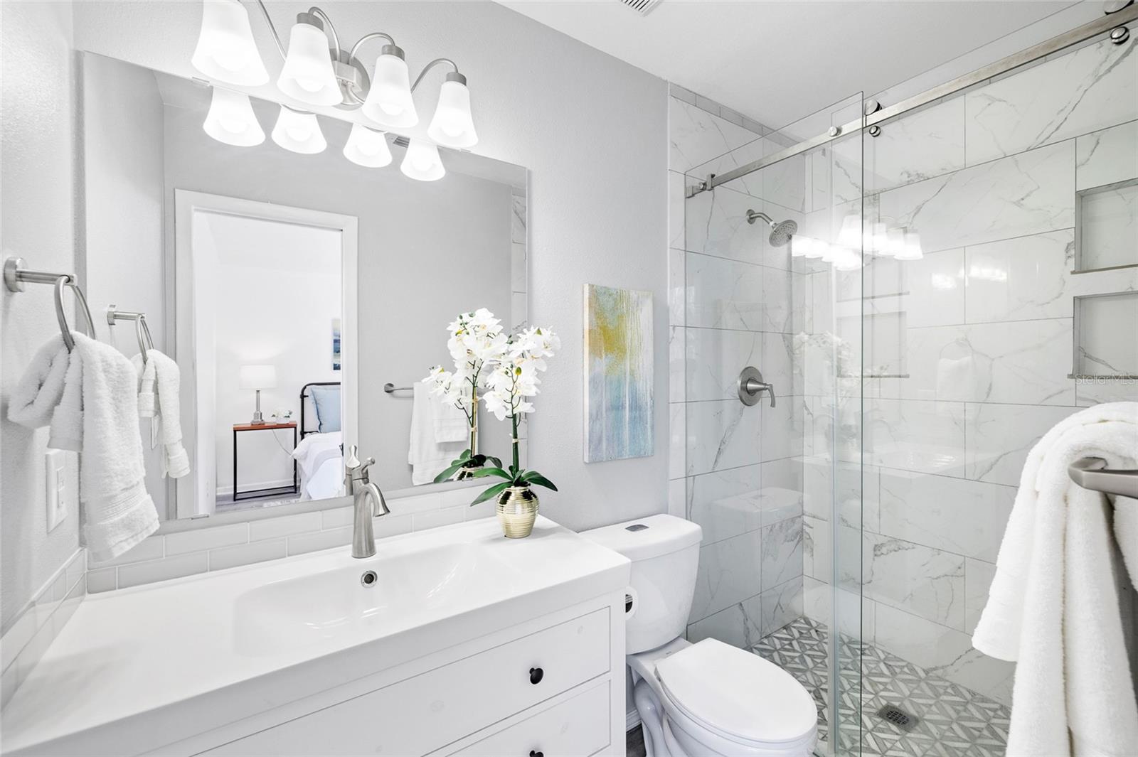 Image 19 of 37 For 1301 Foxwood Drive