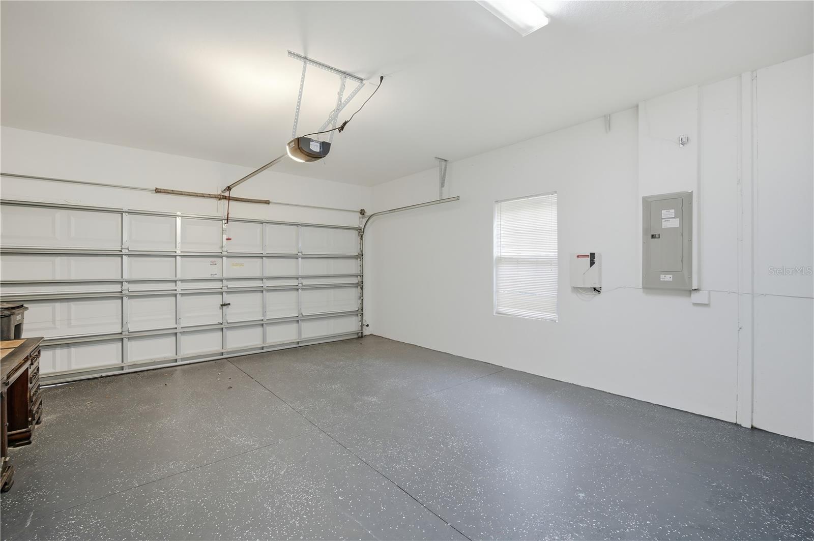 Image 11 of 27 For 4140 Bismarck Palm Drive