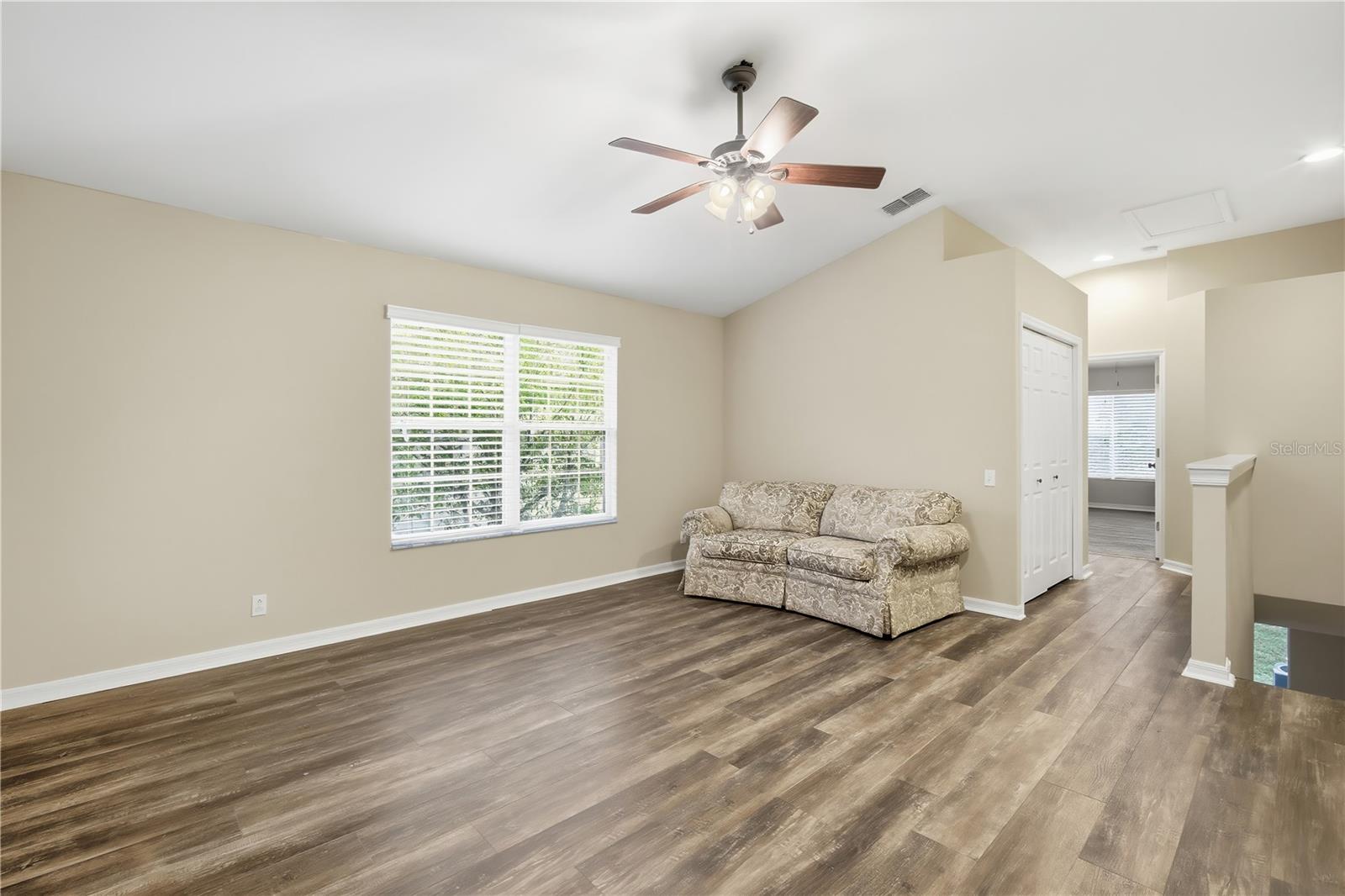 Image 12 of 27 For 4140 Bismarck Palm Drive