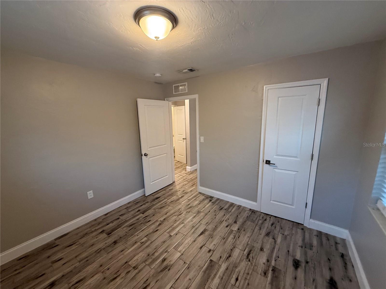 Image 11 of 21 For 4412 Anita Boulevard